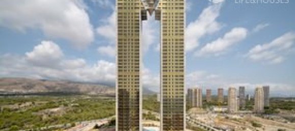 Apartamento de 4 habitaciónes en Benidorm, Spain No. 88303 11