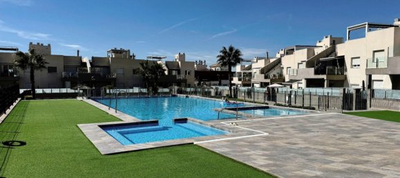 2 bedrooms Bungalow in Torrevieja, Spain No. 285660 2