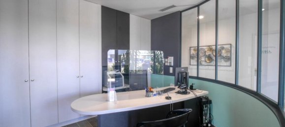 Gewerbliche Immobilie in Allex, France 480m², Nr. 275358 16