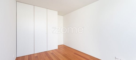 Casa T4 em Porto, Portugal N.º 55646 44