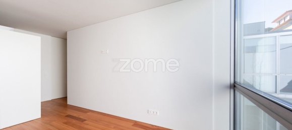 Casa T4 em Porto, Portugal N.º 55646 2