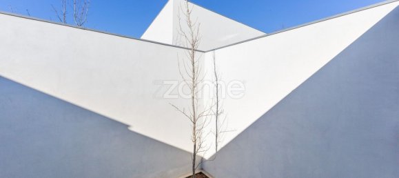 Casa T4 em Porto, Portugal N.º 55646 46