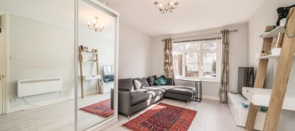 1 Schlafzimmer Wohnung in Surbiton, United Kingdom, Nr. 10301 2