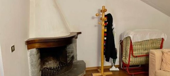 6 rooms Apartment in Abetone Cutigliano, Italy No. 201897 9