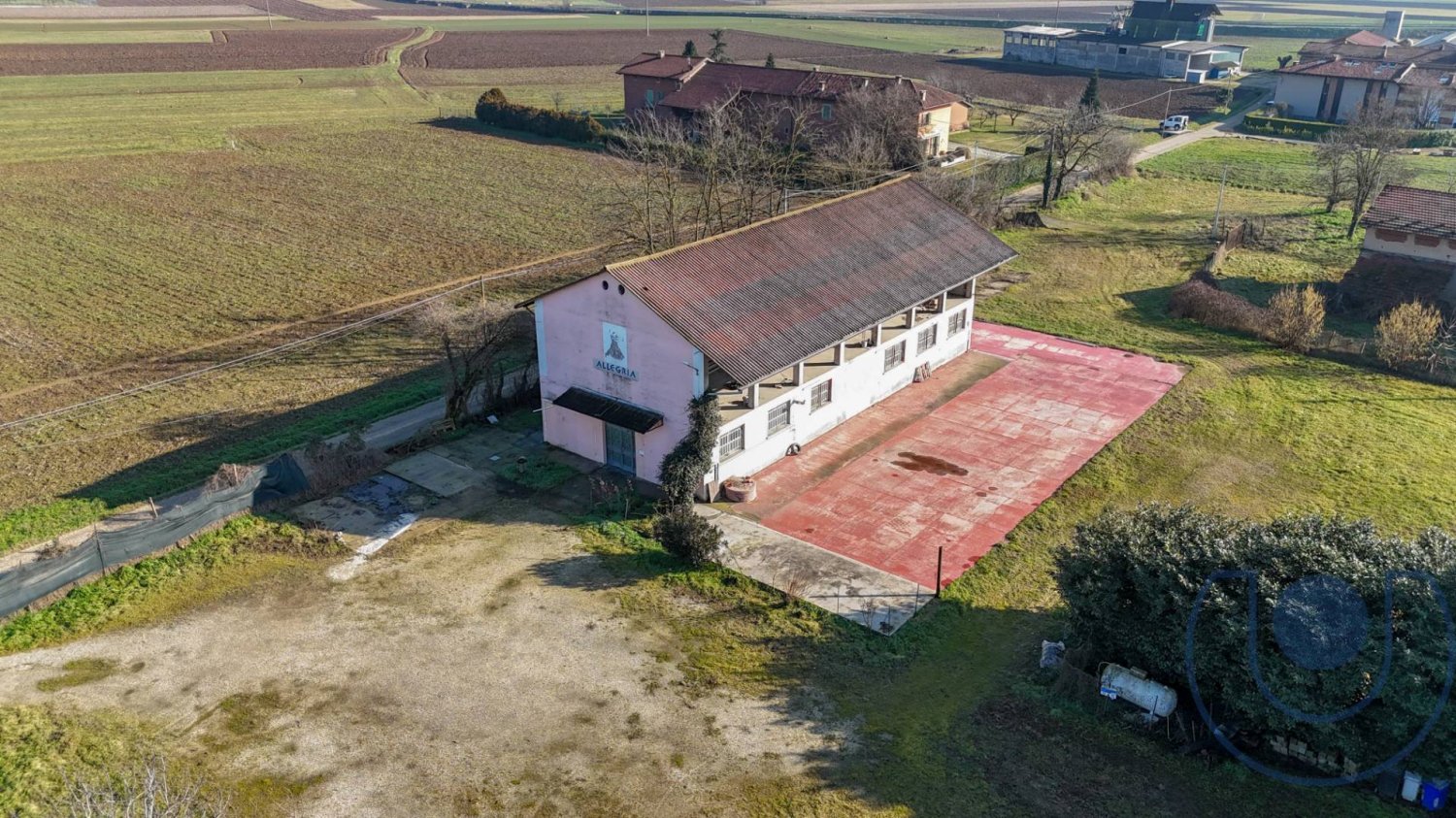 10 rooms House in Chieri, Italy No. 115020