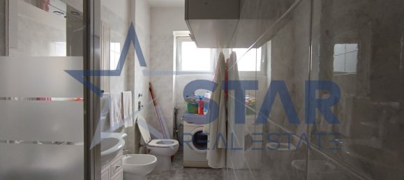 3-salle Appartement à Milan, Italy No. 290563 7
