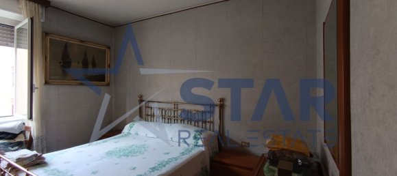 3-salle Appartement à Milan, Italy No. 290563 6