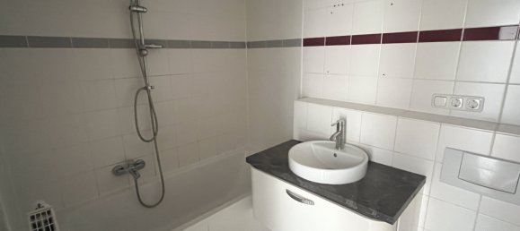 Квартира с 2 спальнями в Зарлуи, Германия № 25339 7