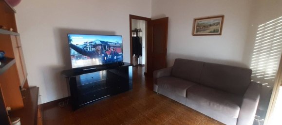 2 rooms Apartment in Olginate, Italy No. 118167 3