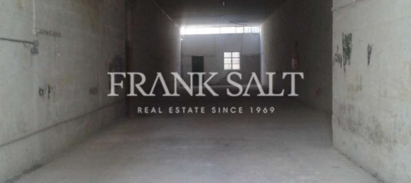 250m² Warehouse in Zebbug, Malta No. 11864 2