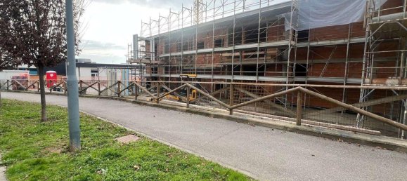 2 rooms Apartment in Seriate, Italy No. 233204 26