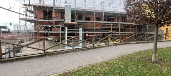 2 rooms Apartment in Seriate, Italy No. 233204 23