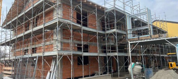 2 rooms Apartment in Seriate, Italy No. 233204 18