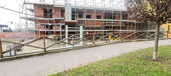 2 rooms Apartment in Seriate, Italy No. 233204 24