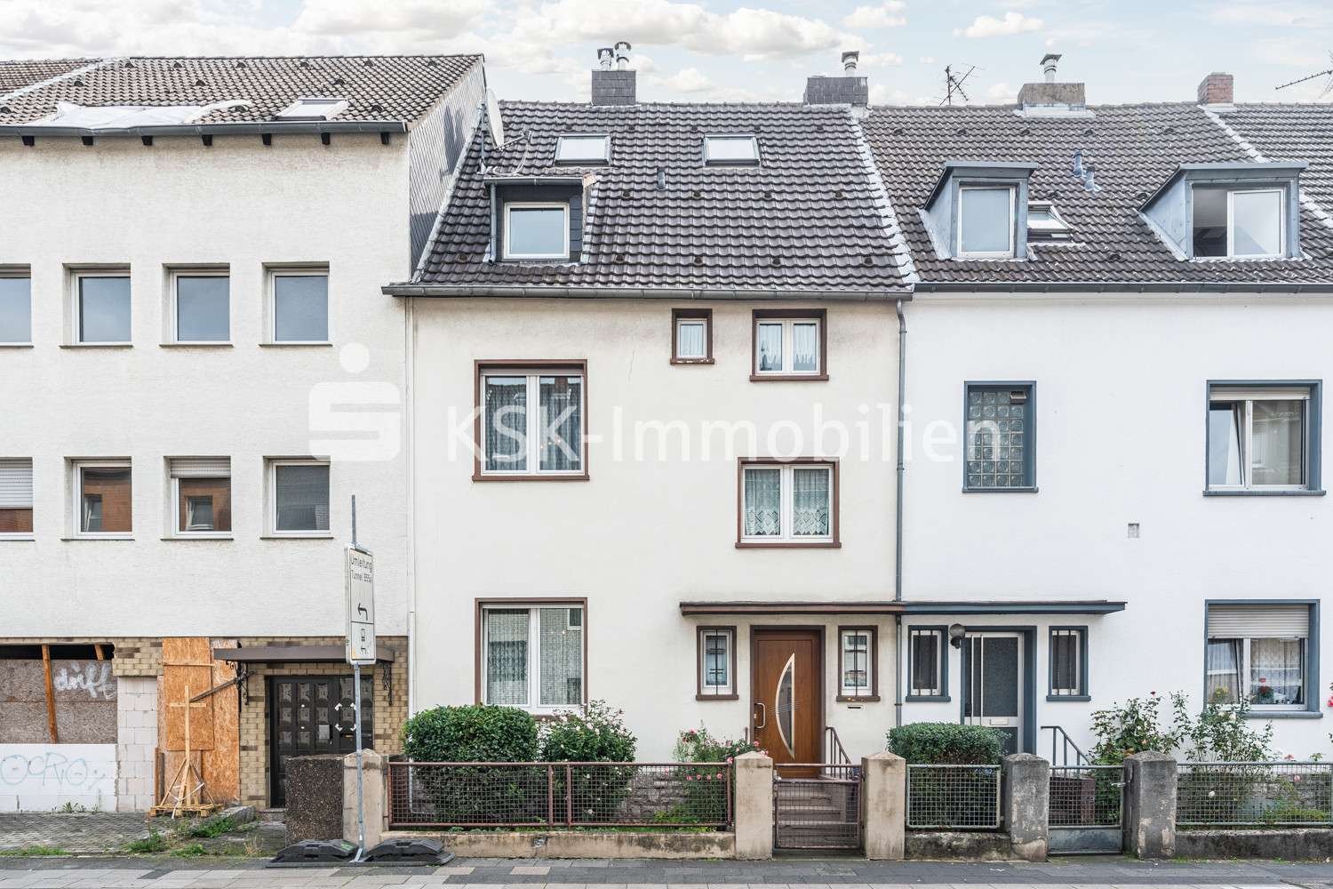 6 bedrooms Townhouse in Cologne, Germany No. 134266