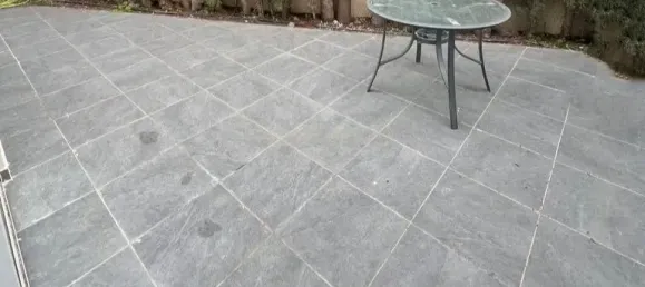 Villa de 4 dormitorios en Agios Tychonas, Cyprus No. 3937 6