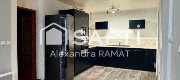 5 bedrooms House in Achicourt, France No. 49716 2