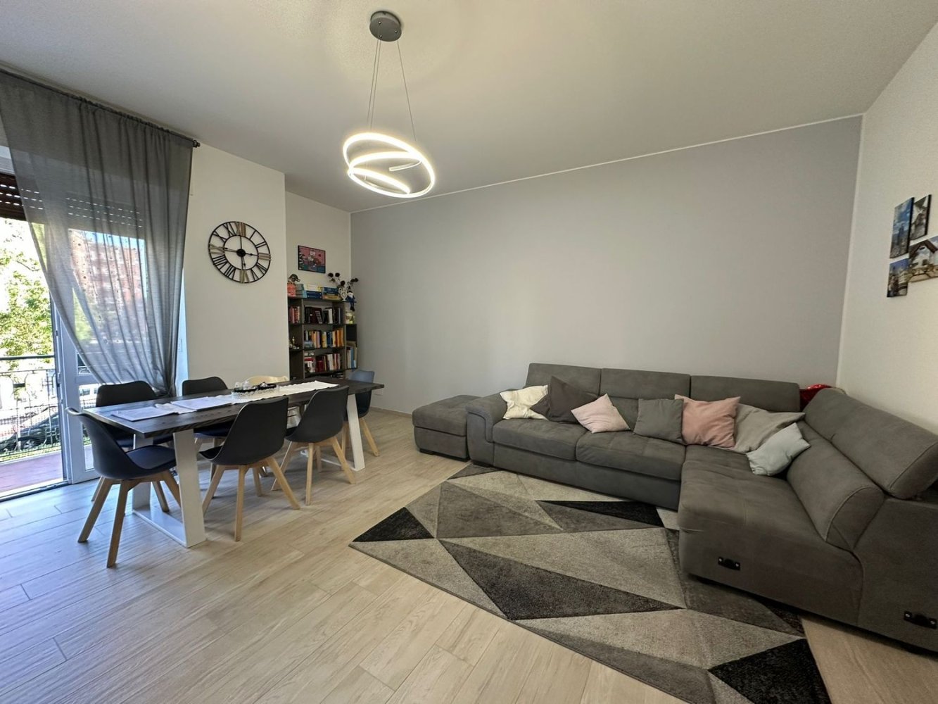 2 bedrooms Apartment in Monza, Italy No. 378445