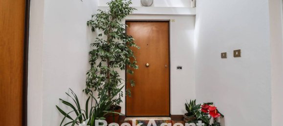 1 bedroom Apartment in Bologna, Italy No. 323382 16