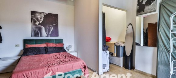1 bedroom Apartment in Bologna, Italy No. 323382 9