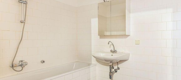 2 rooms Apartment in Favoriten, Austria No. 192748 6