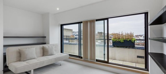 4 bedrooms Apartment in London, United Kingdom No. 13109 17