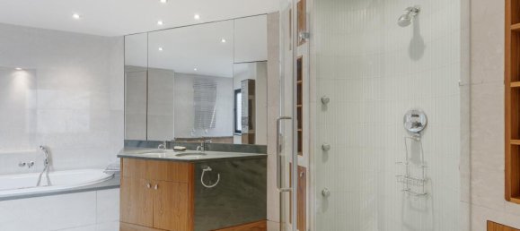 4 bedrooms Apartment in London, United Kingdom No. 13109 12