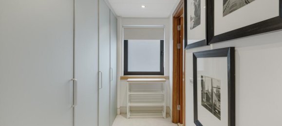 4 bedrooms Apartment in London, United Kingdom No. 13109 13