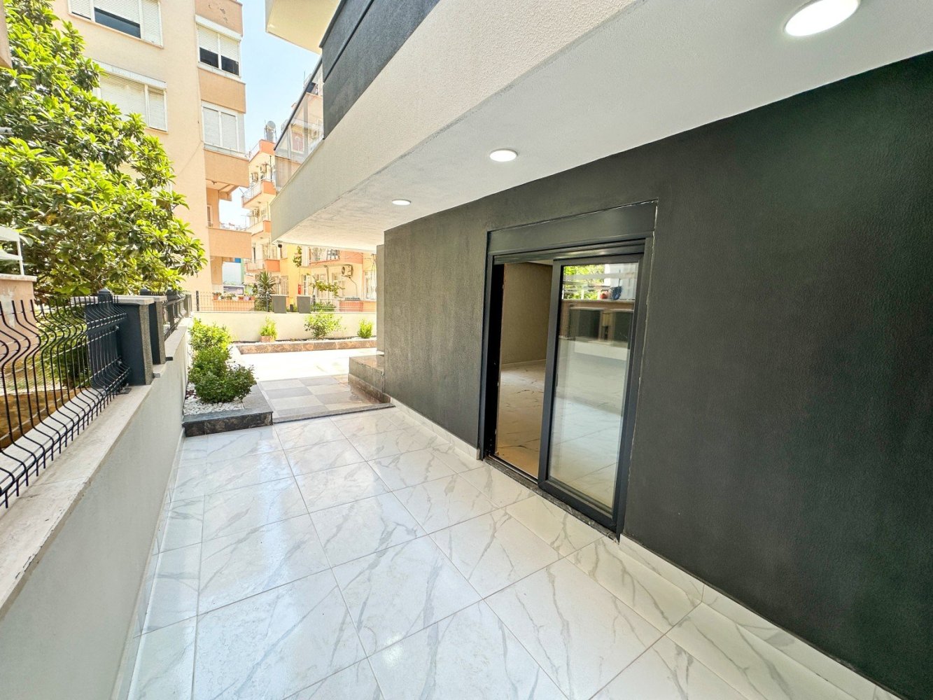 3 rooms Apartment in Antalya, Turkey No. 41303