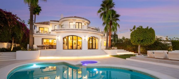 5 Schlafzimmer Villa in Marbella, Spain, Nr. 69834 2
