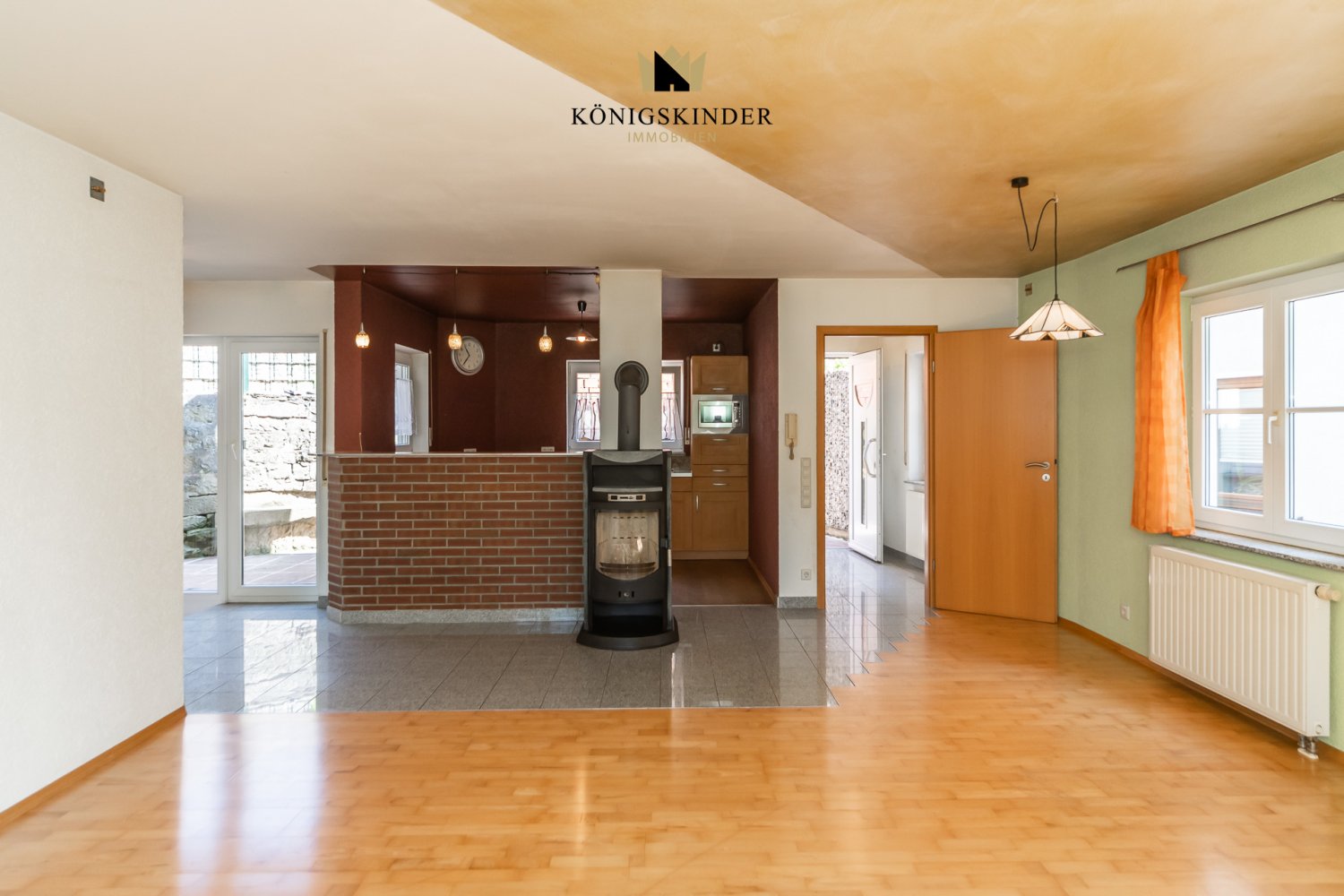 3غرفة شقة في Heilbronn, Germany رقم 256159