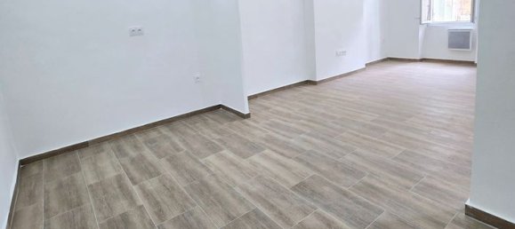 2 rooms Apartment in Marseille, France No. 207457 2