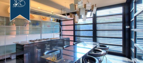 Villa de 3 dormitorios en Bernareggio, Italy No. 373979 24