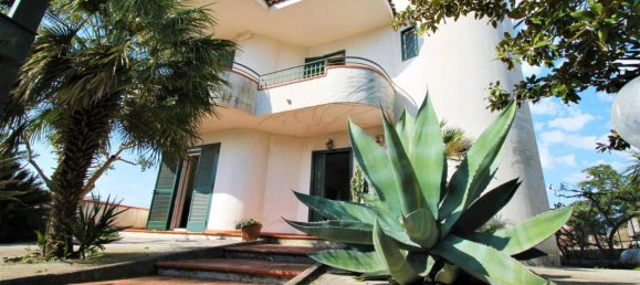 6-Zimmer Villa in Casamarciano, Italy, Nr. 122674 2