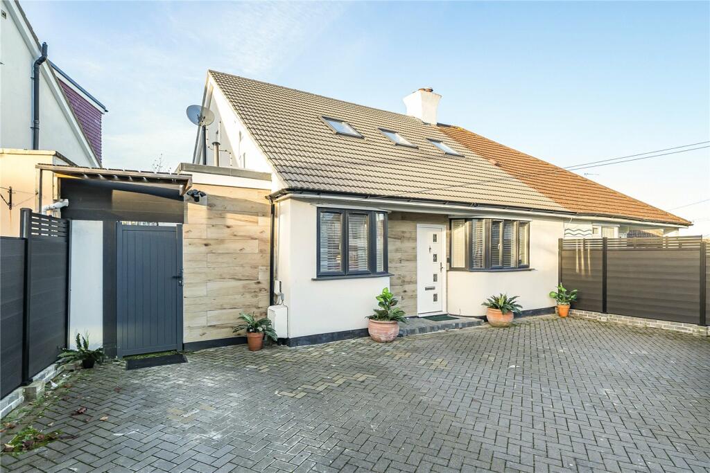 4 Schlafzimmer Bungalow in Harrow, United Kingdom, Nr. 12181