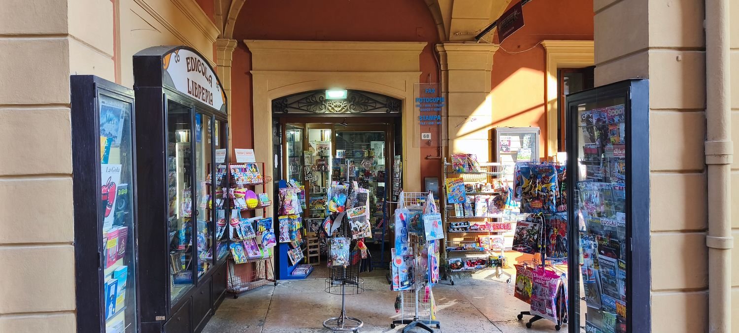 Gewerbliche Immobilie in San Giovanni in Persiceto, Italy 50m², Nr. 272425