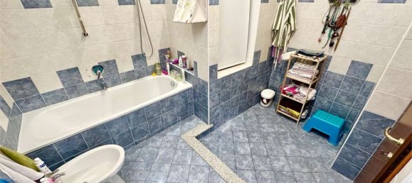 3 bedrooms Apartment in Novara, Italy No. 339585 25