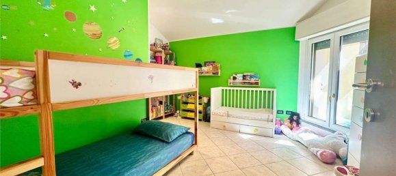 3 bedrooms Apartment in Novara, Italy No. 339585 14