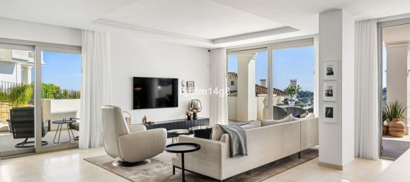 3 bedrooms Apartment in Marbella, Spain No. 149928 4