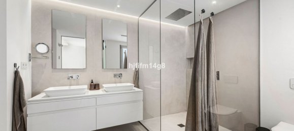 3 bedrooms Apartment in Marbella, Spain No. 149928 11