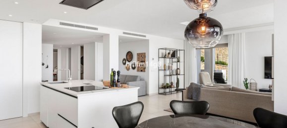 3 bedrooms Apartment in Marbella, Spain No. 149928 8