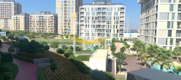 Apartamento de 2 dormitorios en Dubai, UAE No. 7156 4