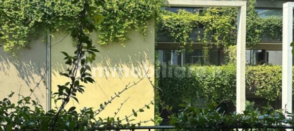 3 bedrooms Apartment in Parma, Italy No. 178349 9