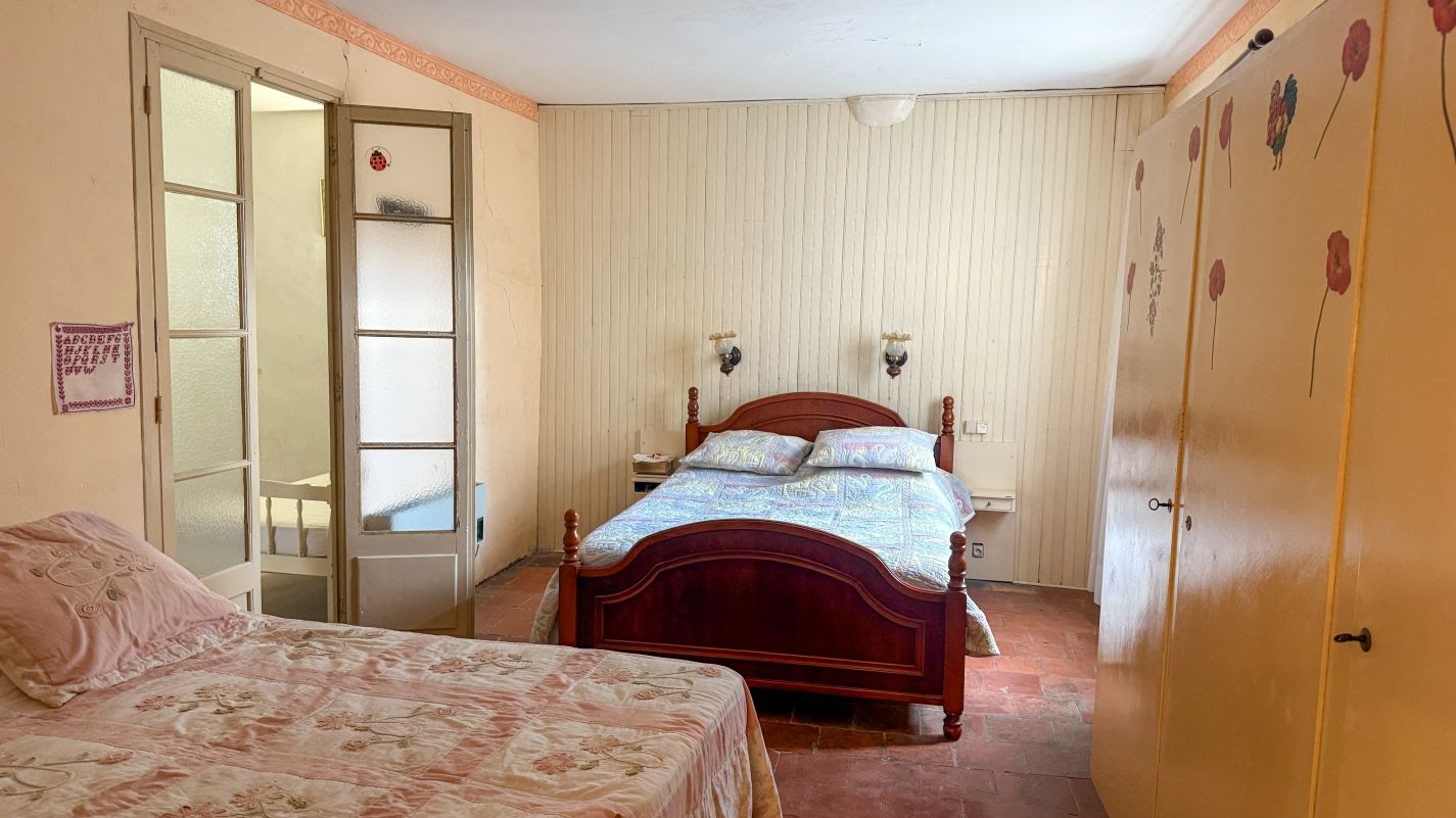 4 bedrooms House in Meze, France No. 299669