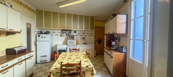 4 bedrooms House in Meze, France No. 299669 2