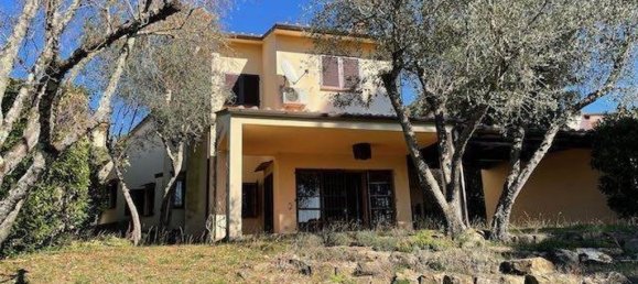 4 bedrooms Villa in Impruneta, Italy No. 197205 17
