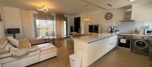 Apartamento de 2 dormitorios en Alicante, Spain No. 175805 4