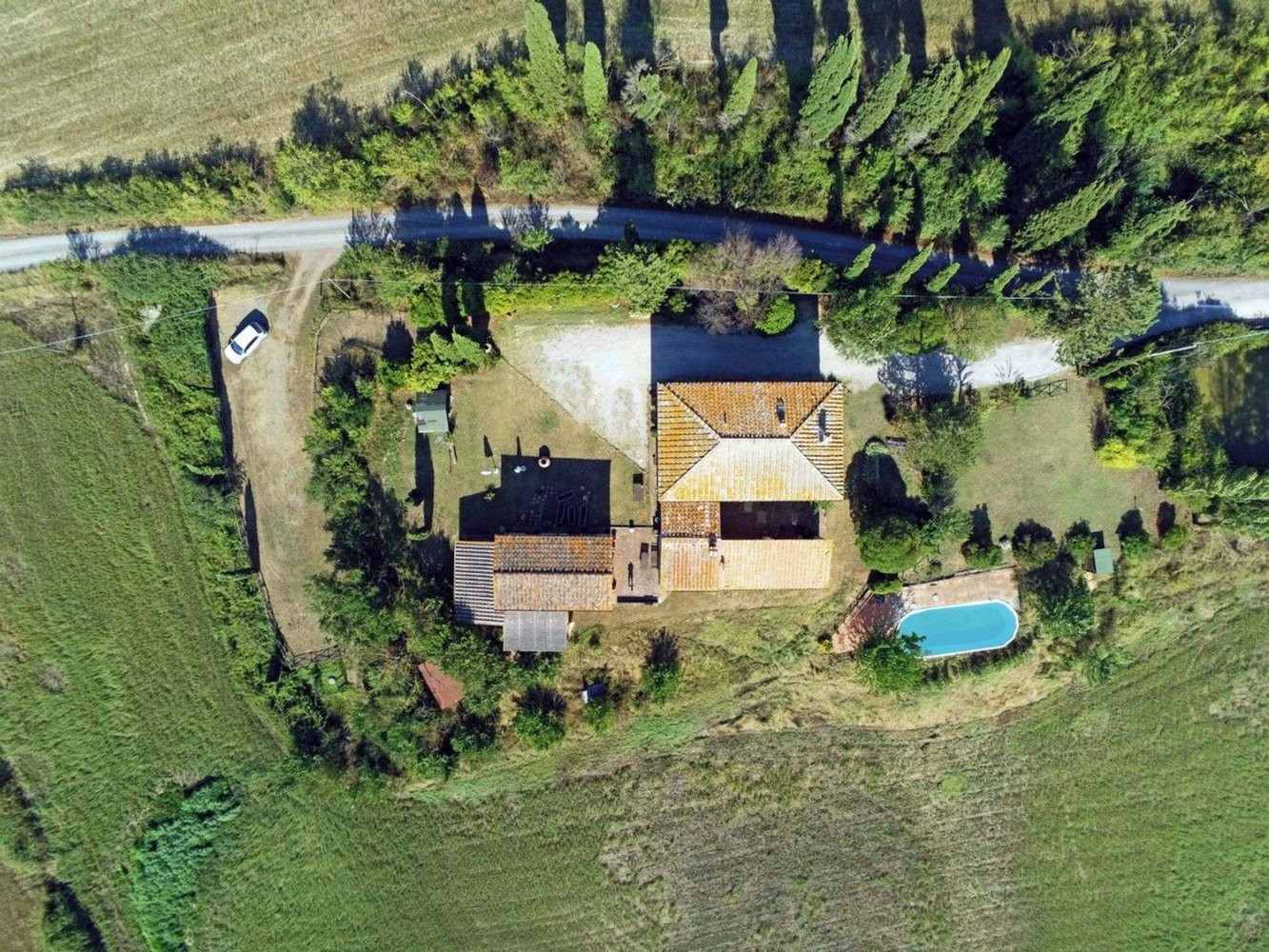 16 rooms House in Buonconvento, Italy No. 220281