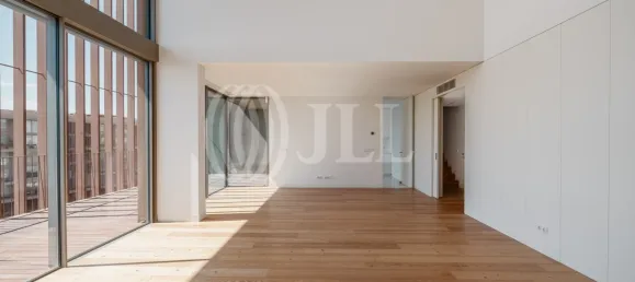 4 bedrooms Penthouse in Cascais, Portugal No. 89392 2
