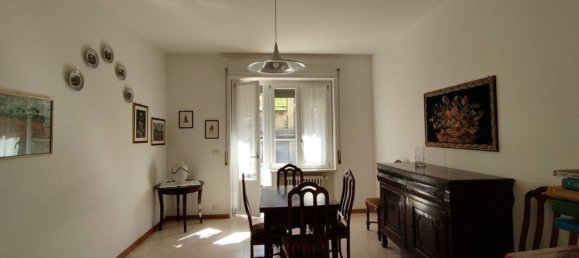 Квартира с 4 комнатами в Форново ди Таро, Италия № 277777 9